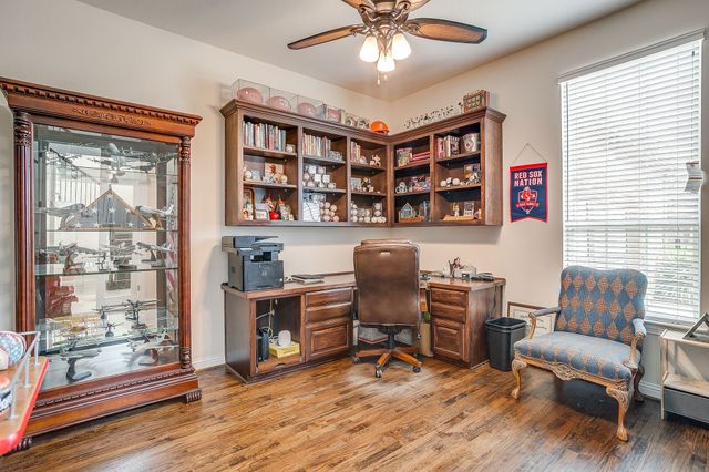 2705 Fireside Lane, Denton, TX 76201