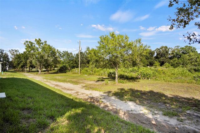 3848 NW 19TH AVENUE, Okeechobee, FL 34972