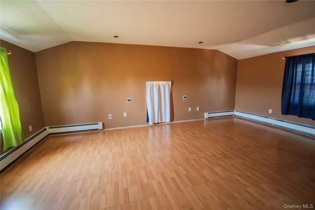 828 Jefferson Street, Baldwin, NY 11510