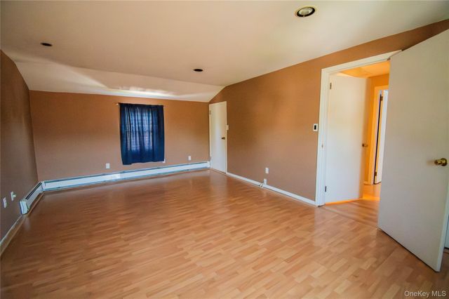 828 Jefferson Street, Baldwin, NY 11510