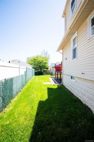 828 Jefferson Street, Baldwin, NY 11510
