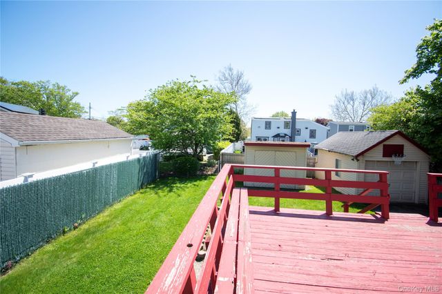 828 Jefferson Street, Baldwin, NY 11510
