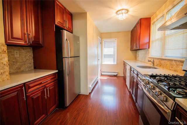 828 Jefferson Street, Baldwin, NY 11510
