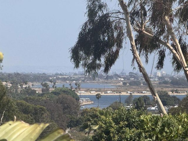 2527 Beryl St, San Diego, CA 92109