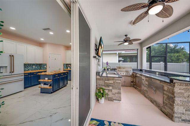5815 ARBOR WOOD COURT, Bradenton, FL 34203