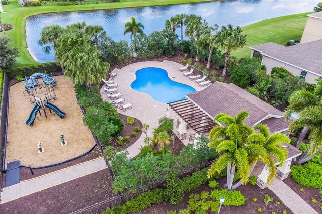 5815 ARBOR WOOD COURT, Bradenton, FL 34203