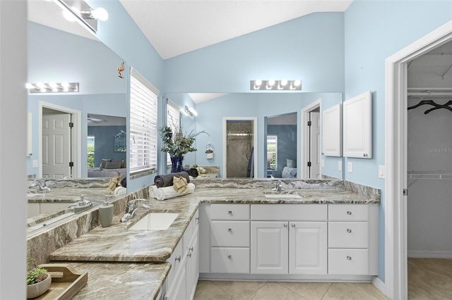 2415 MORVEN PARK WAY, The Villages, FL 32162