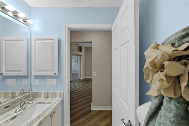 2415 MORVEN PARK WAY, The Villages, FL 32162