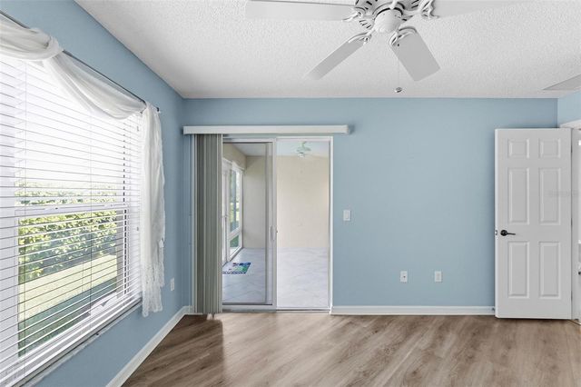 2415 MORVEN PARK WAY, The Villages, FL 32162