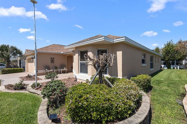 2415 MORVEN PARK WAY, The Villages, FL 32162