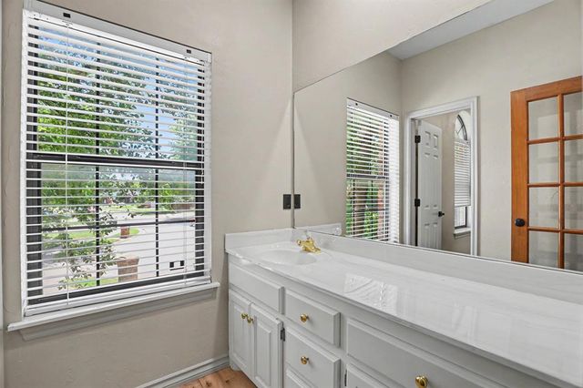 600 Riverwalk Court, Norman, OK 73072
