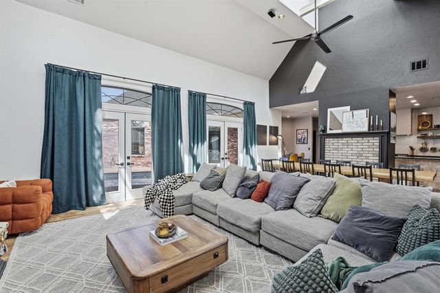 600 Riverwalk Court, Norman, OK 73072