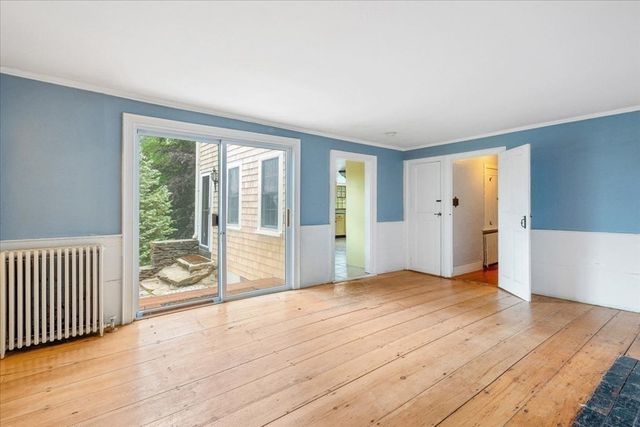 218 Sandwich St, Plymouth, MA 02360