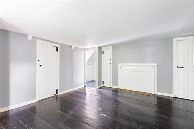 218 Sandwich St, Plymouth, MA 02360