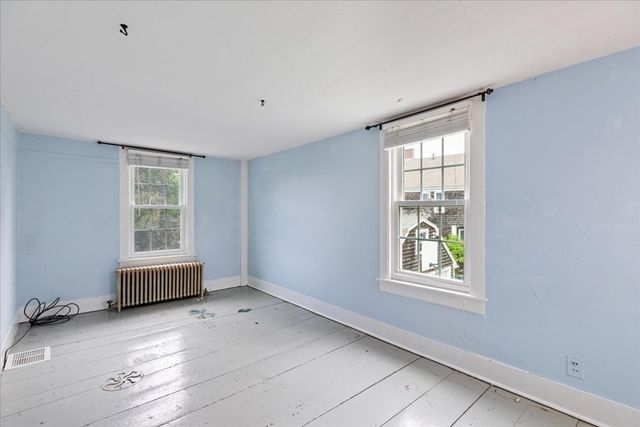 218 Sandwich St, Plymouth, MA 02360