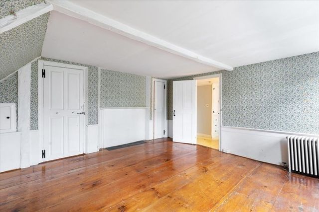 218 Sandwich St, Plymouth, MA 02360