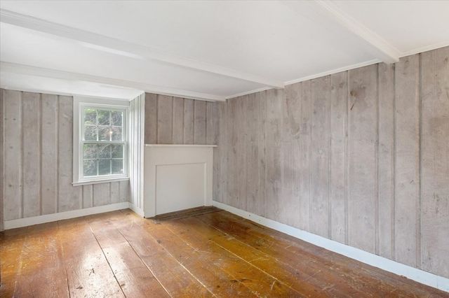 218 Sandwich St, Plymouth, MA 02360