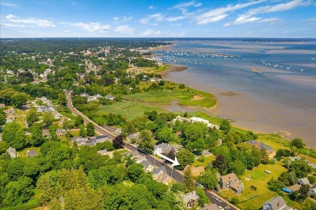 218 Sandwich St, Plymouth, MA 02360