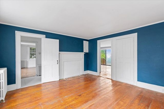 218 Sandwich St, Plymouth, MA 02360
