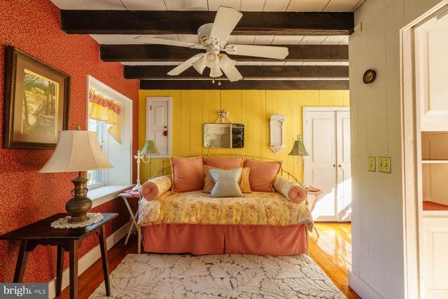 2943 WINDY BUSH RD, Newtown, PA 18940