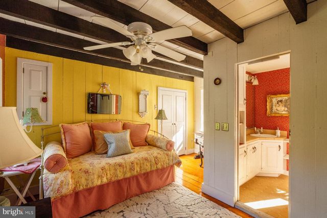 2943 WINDY BUSH RD, Newtown, PA 18940