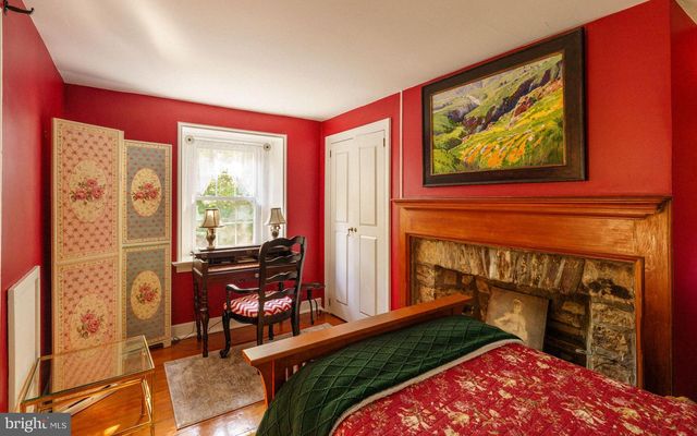 2943 WINDY BUSH RD, Newtown, PA 18940