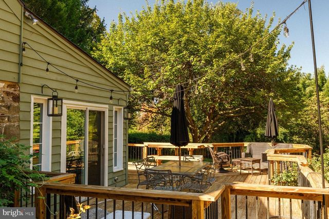 2943 WINDY BUSH RD, Newtown, PA 18940