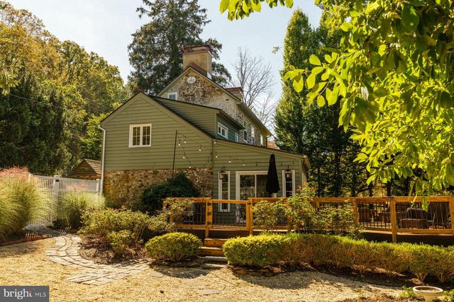 2943 WINDY BUSH RD, Newtown, PA 18940