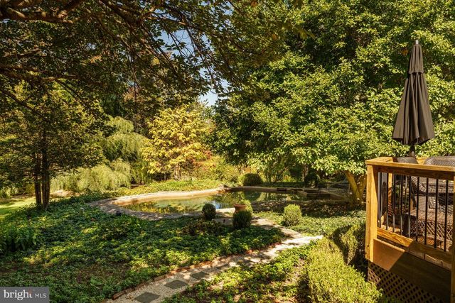 2943 WINDY BUSH RD, Newtown, PA 18940