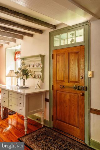 2943 WINDY BUSH RD, Newtown, PA 18940