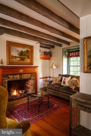 2943 WINDY BUSH RD, Newtown, PA 18940