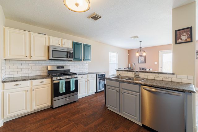 19027 Yaupon Ranch Drive, Cypress, TX 77433