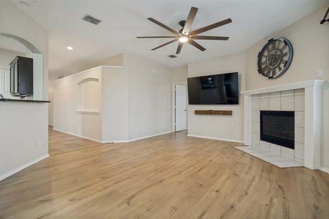 10610 Woodlands Trail, Rowlett, TX 75089