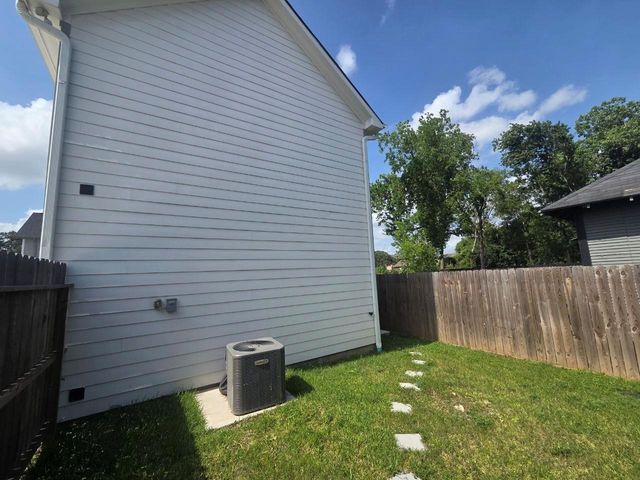 4009 King Street, Houston, TX 77026