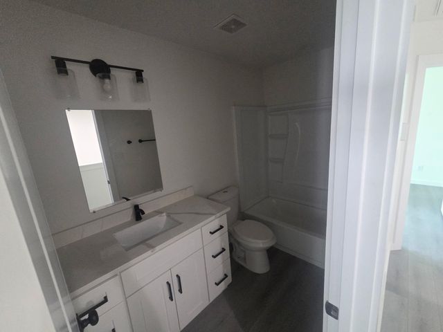 4009 King Street, Houston, TX 77026