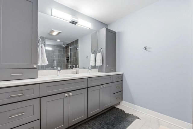 2110 S Aldrich STREET, Milwaukee, WI 53207
