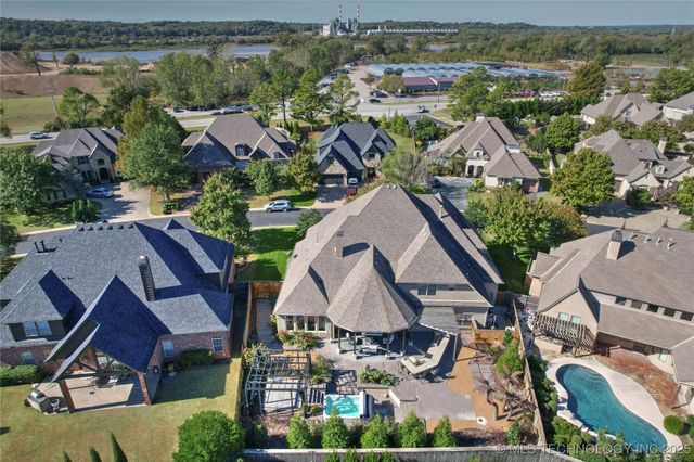 11307 S College Avenue, Tulsa, OK 74137