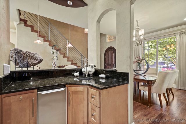 11307 S College Avenue, Tulsa, OK 74137