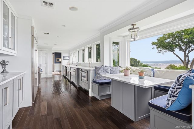 897 Route 9w S, Nyack, NY 10960