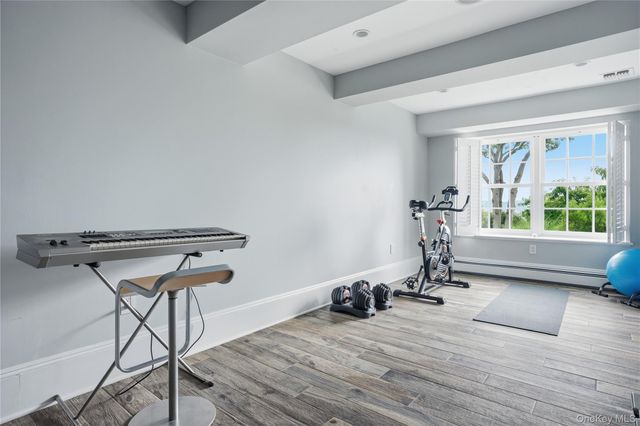 897 Route 9w S, Nyack, NY 10960