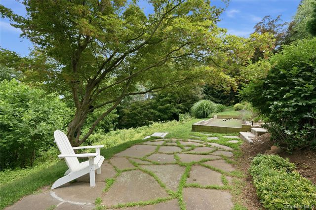 897 Route 9w S, Nyack, NY 10960