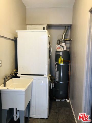 1803 MARYLAND Street, Los Angeles, CA 90057