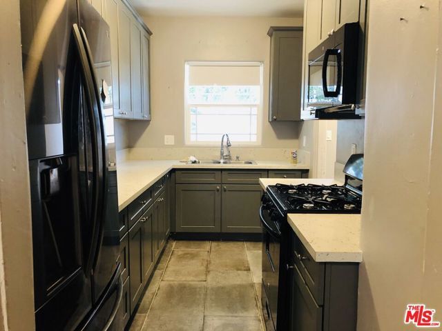 1803 MARYLAND Street, Los Angeles, CA 90057