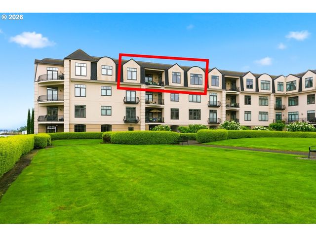 707 N HAYDEN ISLAND Dr 413, Portland, OR 97217