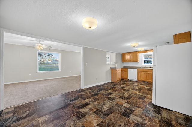 412 College St, Petersburg, TN 37144