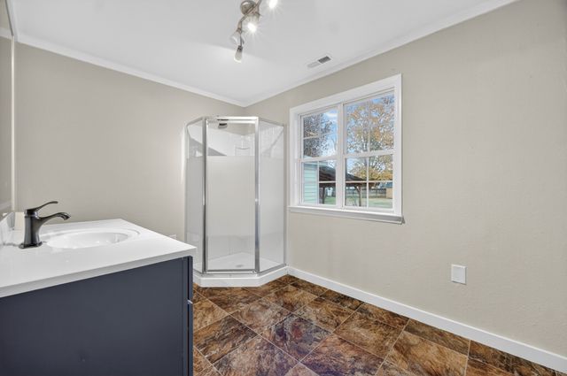 412 College St, Petersburg, TN 37144