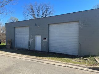 206 E College, Farmington, MO 63640