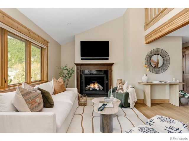 2729 S Lakeridge Trail, Boulder, CO 80302