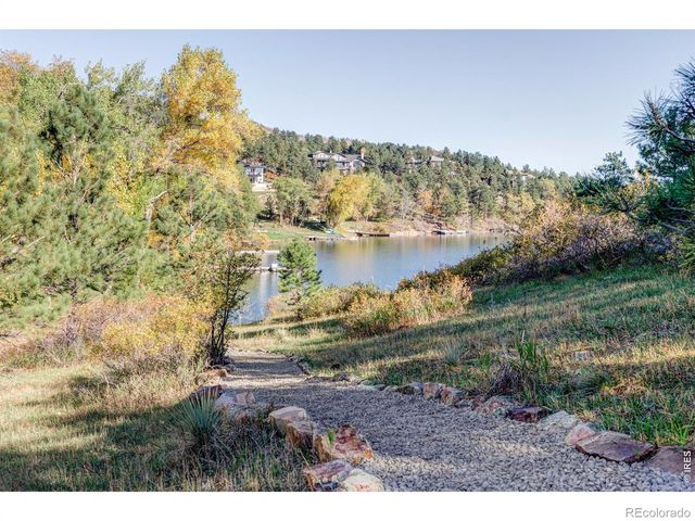 2729 S Lakeridge Trail, Boulder, CO 80302