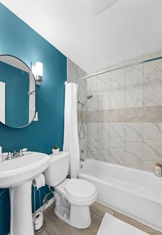 10228 Saint Arsene Lane, St Ann, MO 63074